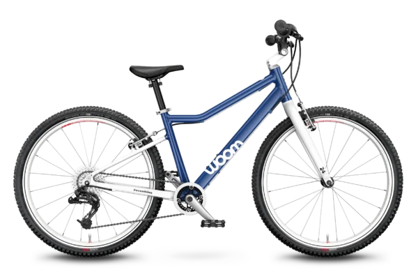 An innovative and ultralight 24" children's bike with 8 gears designed for all-round use by children aged 7 years and over.