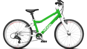 An innovative and ultralight 20" children's bike with 7 gears designed for all-round use by children aged 6 years and over.