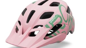 In addition to the Tremor Helmet's cool style, it offers an easy to adjust fit system and 18 vents for breathability, making it a big hit with little shredders.