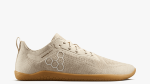 Feel your workout to the full via the 2mm outsole of the Primus Lite Knit Natural, designed for enhanced barefoot performance and durability. With a 59% Tencel, 24% Woolmark Wool upper, and an Active Ortholite Performance Insole made of 98% recycled PU foam taking strides towards our shared sustainability goals, there's even more to love about one of our beloved barefoot styles.