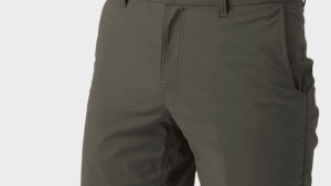 Perfect for summer hikes, afternoon rides and the glass-clinking that tends to follow, the Coburn Short provides comfortable stretch-woven performance