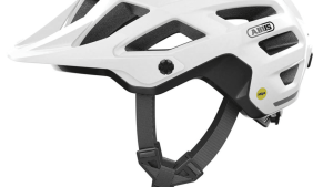 The Moventor 2.0 MIPS is the helmet for the rider that is defined by labels and appreciates the functionality of an adjustable visor as the sun rises in the morning, or sets in the evening. The Moventor 2.0 MIPS is lightweight and well ventilated like a road helmet, but has a deeper fit that gives more protection at the back of the head like a MTB helmet. Equally at home on the trail, gravel road, or the urban commute.