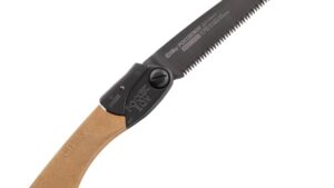 The Silky Outback Edition hand saws feature a handle made of arbor composite which provides excellent grip and control for wet, cold and game-processing conditions.