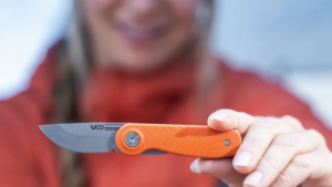Three Essential Tools in One: Combines a sturdy blade, quick-deploy scissors, and precision tweezers for all your outdoor needs. Generous Blade Size: Large enough to handle tough cutting tasks, from food prep to slicing ropes and more. Durable Scissors: Sturdy and dependable, perfect for opening packages, cutting first-aid materials, or other campsite tasks. Exceptional Tweezers: Precision tweezers handle delicate jobs like removing splinters or dealing with small repairs, ensuring you’re always prepared. Compact & Portable: Small enough to slip into your pocket or pack, making it the perfect tool to bring along on any adventure. Sturdy Slip Joint Design: The secure slip joint mechanism ensures the blade and scissors stay safely in place while in use. Perfect for Any Setting: Whether you’re backpacking, picnicking, or camping, this multi-tool is built to handle it all.